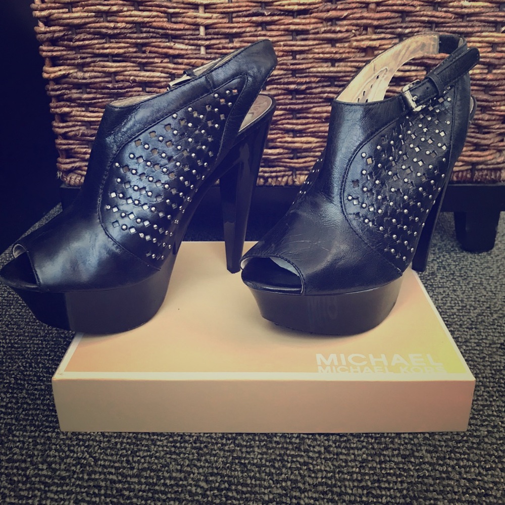 Micheal Kors heels